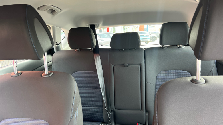 Hyundai Tucson 1.7 CRDi Blue Drive SE 5dr 2WD Diesel Estate